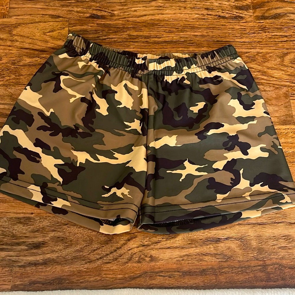 Youth camo spandex
